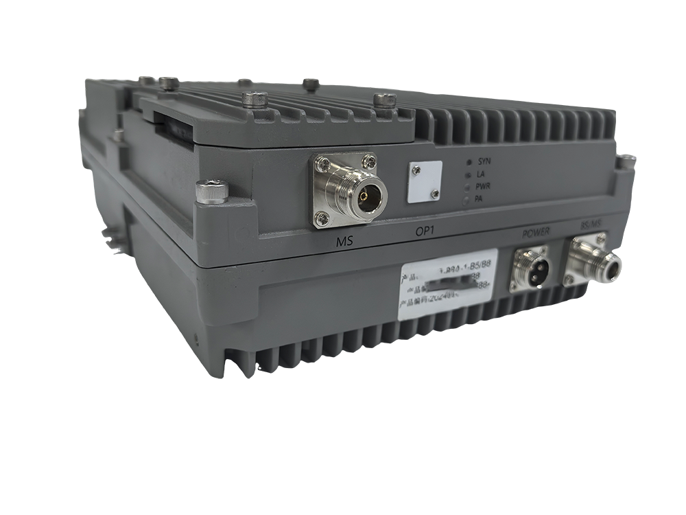  南华三频手机信号接收器2000㎡